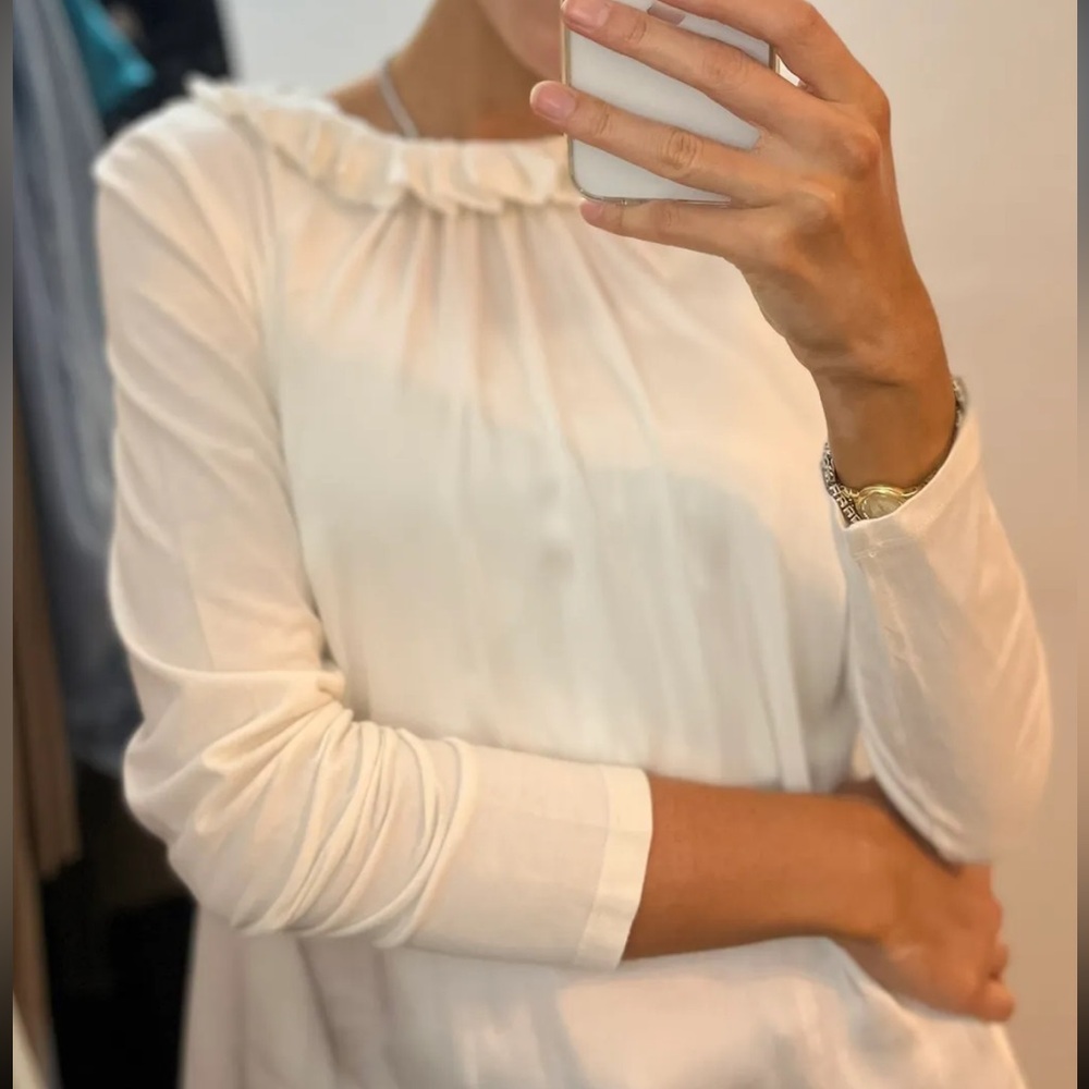 Banana republic white ivory top with satin and cotton